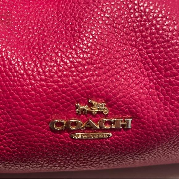 Beautiful Pink Coach Shoulder Bag - Picture 8 of 11